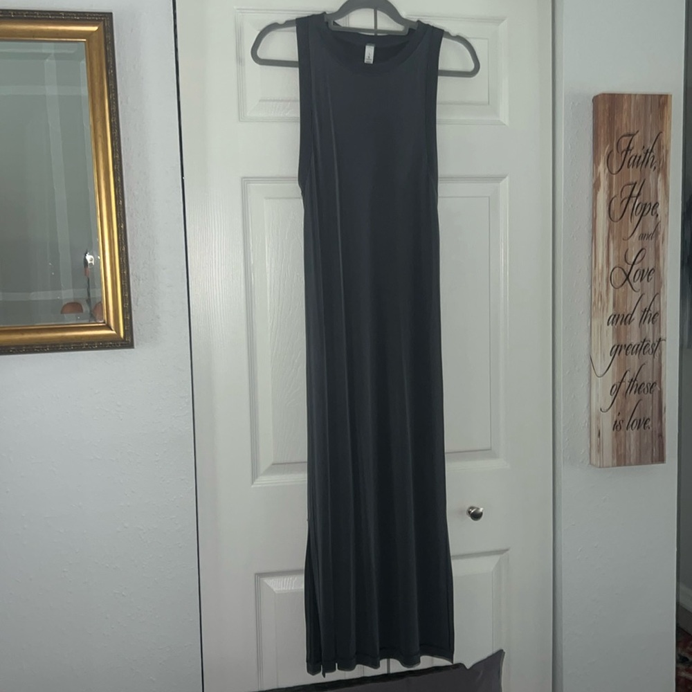 Lululemon dress. 2